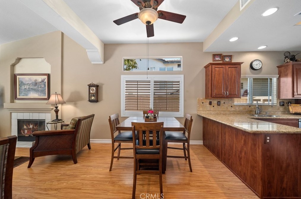 42281 Camino Romo, Temecula CA  92592-3538 exterior