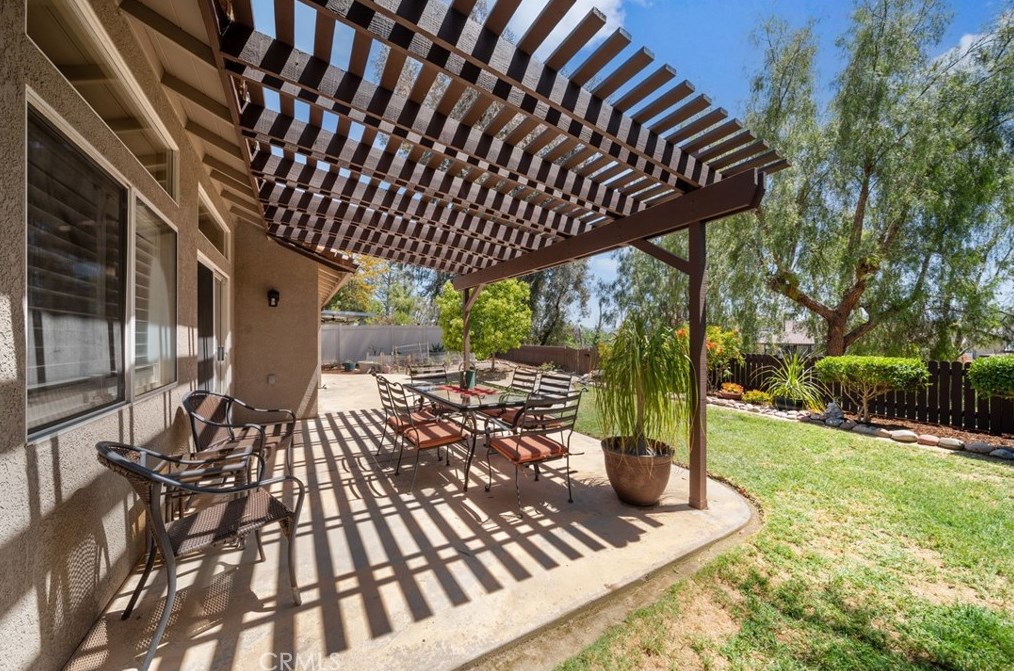 42281 Camino Romo, Temecula CA  92592-3538 exterior