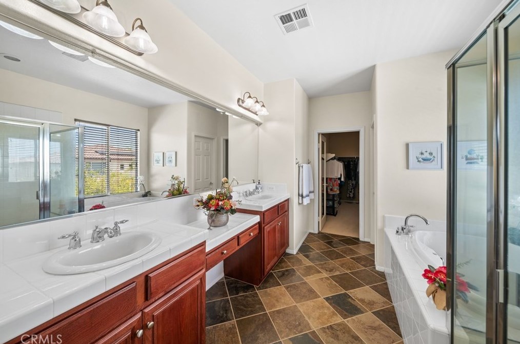 45775 Honeysuckle Ct, Temecula CA  exterior