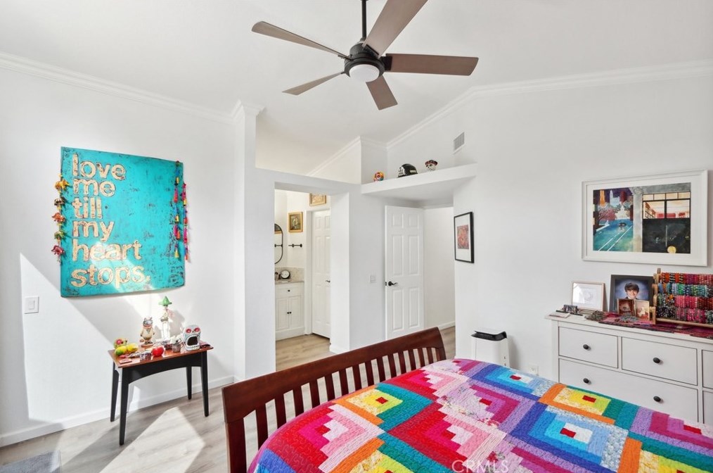 39867 Falcon Way, Murrieta CA  92562-4051 exterior