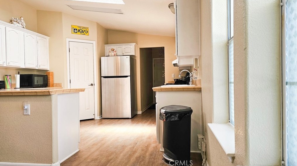 859 San Ignacio Dr, Hemet CA  92543-6915 exterior