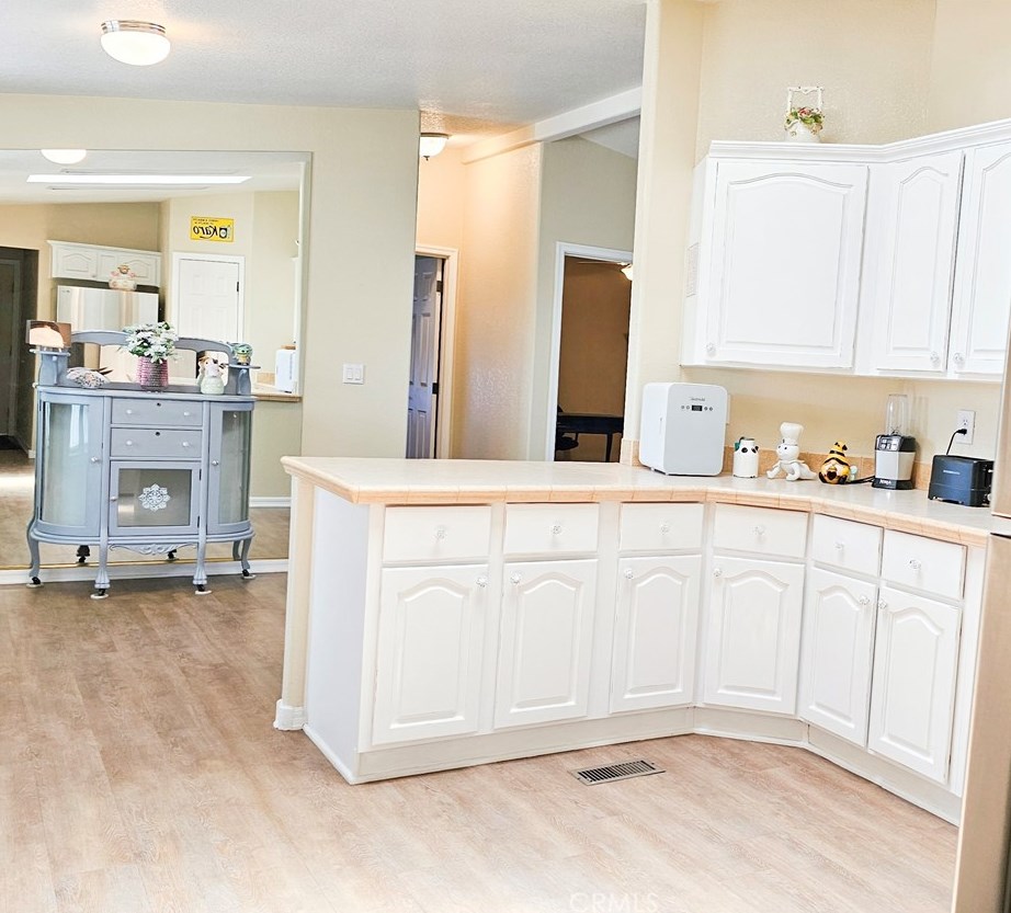 859 San Ignacio Dr, Hemet CA  92543-6915 exterior