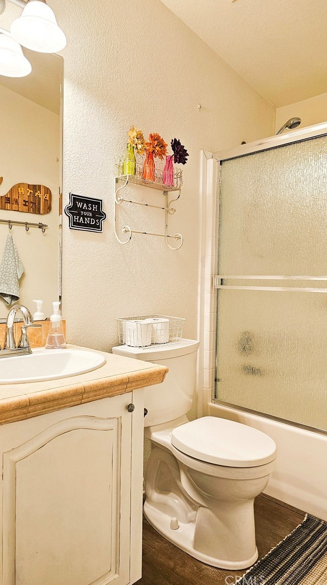 859 San Ignacio Dr, Hemet CA  92543-6915 exterior