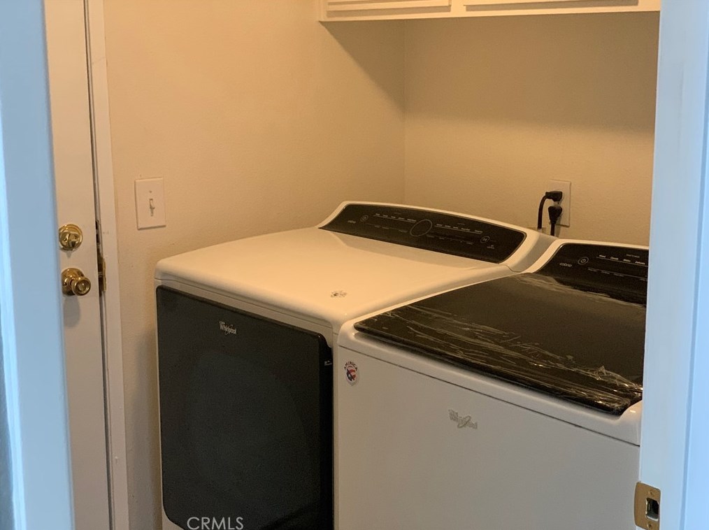 13248 Aurora Ave, Victorville CA  92392-5037 exterior