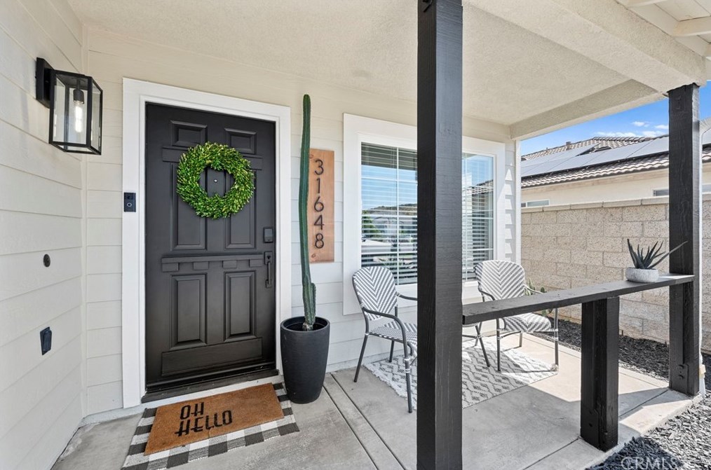 31648 Alder Ct, Winchester CA 92596-9052 exterior