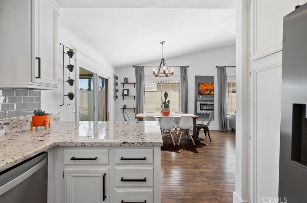 31648 Alder Ct, Winchester CA 92596-9052 exterior