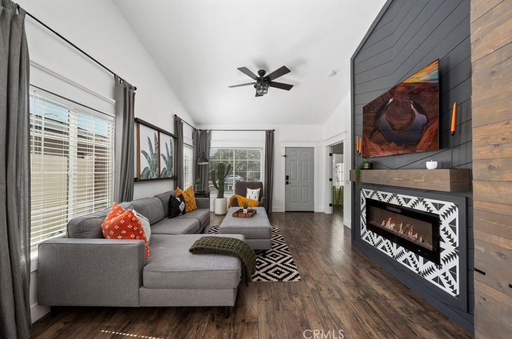 31648 Alder Ct, Winchester CA 92596-9052 exterior