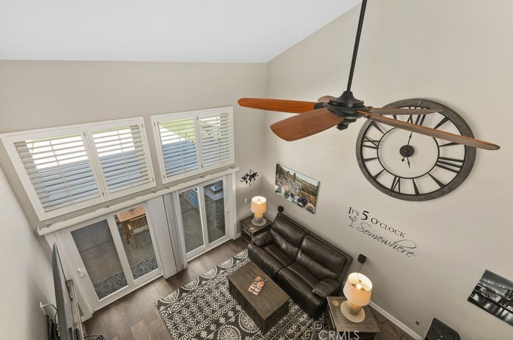 38649 Bears Paw Dr, Murrieta CA  92562-3028 exterior