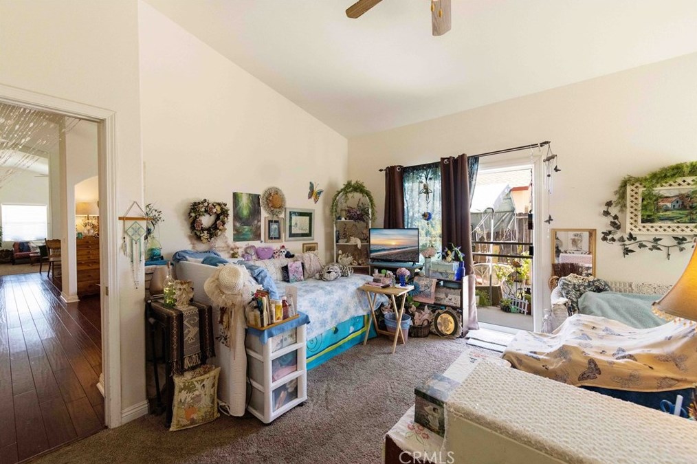 24624 1st Ave, Murrieta CA  92562-6208 exterior