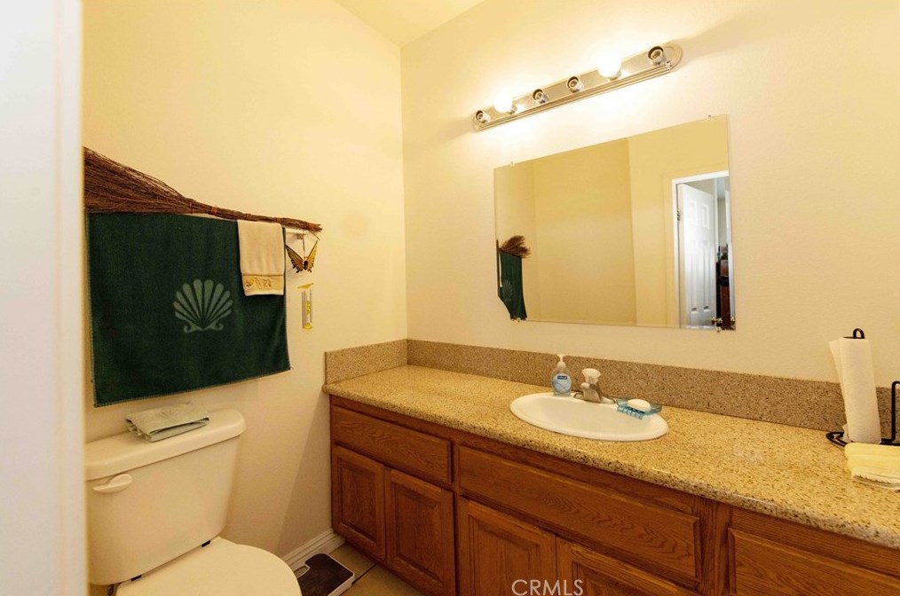 24624 1st Ave, Murrieta CA  92562-6208 exterior