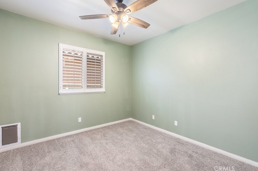 27975 Whisperwood Dr, Menifee CA  92584-8083 exterior