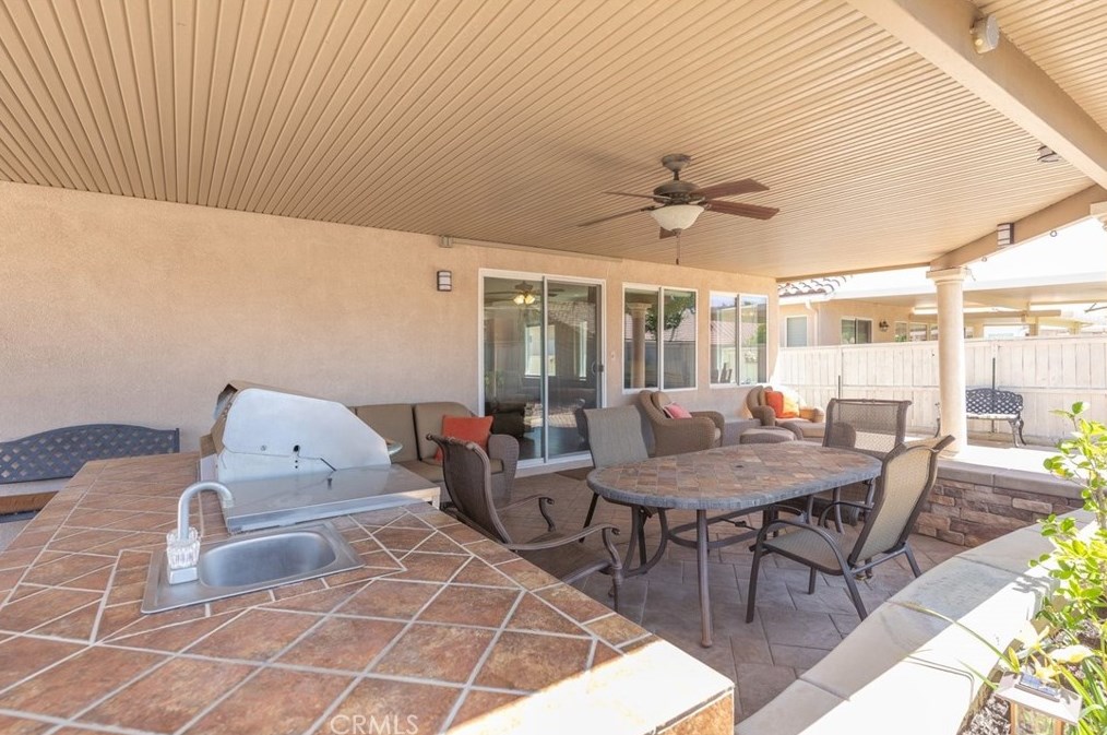 27975 Whisperwood Dr, Menifee CA  92584-8083 exterior