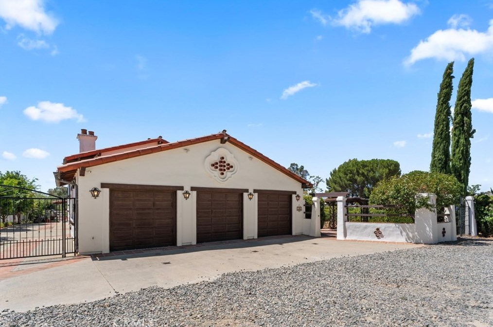 33735 Madera De Playa, Temecula CA 92592-9298 exterior