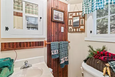 197 Rocky Point Road, Lake Arrowhead, CA 92352 - Photo 19