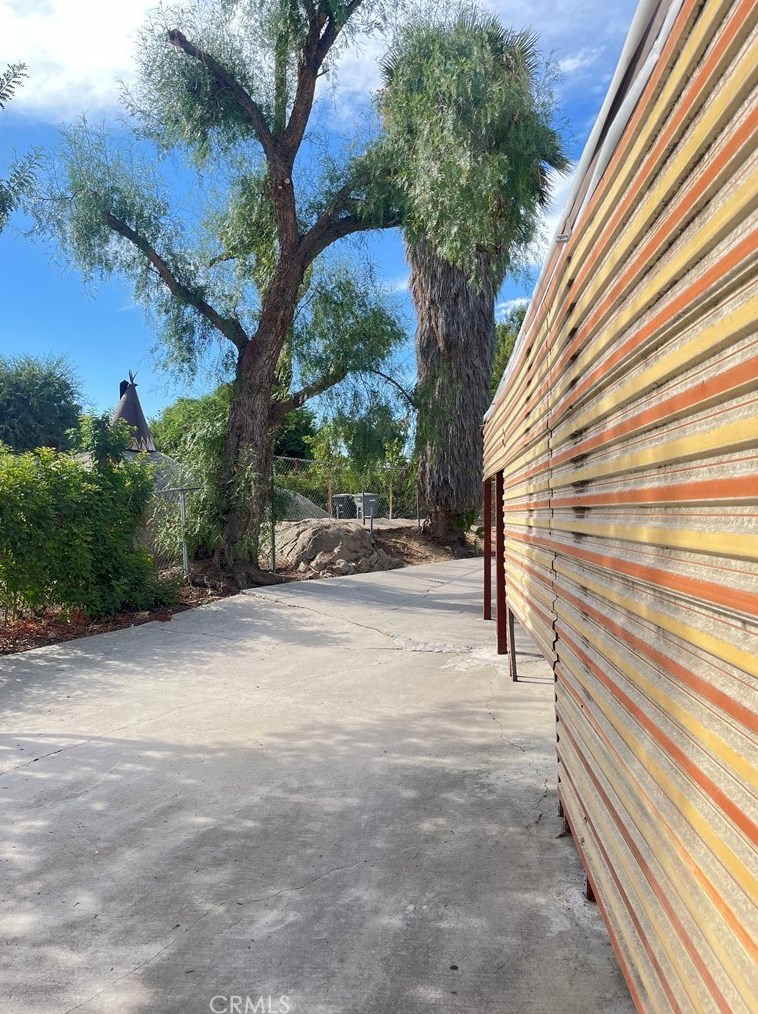 1099 7 St, Perris CA 92570-1808 exterior