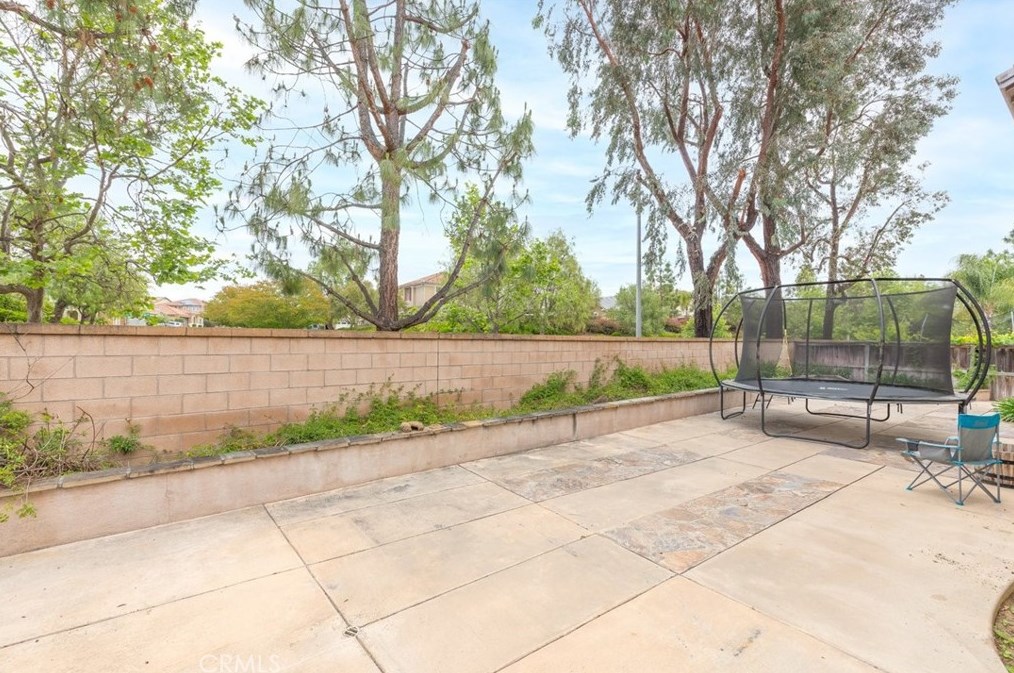 32532 Campo Dr, Temecula CA  92592-6614 exterior