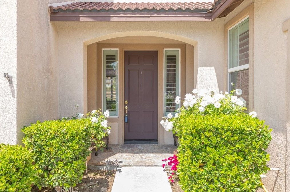 32532 Campo Dr, Temecula CA  92592-6614 exterior