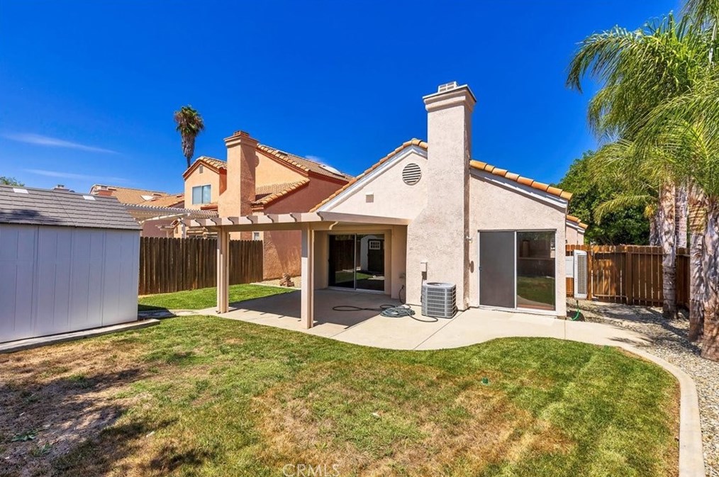 23799 Via Olivia, Murrieta CA  92562-2057 exterior