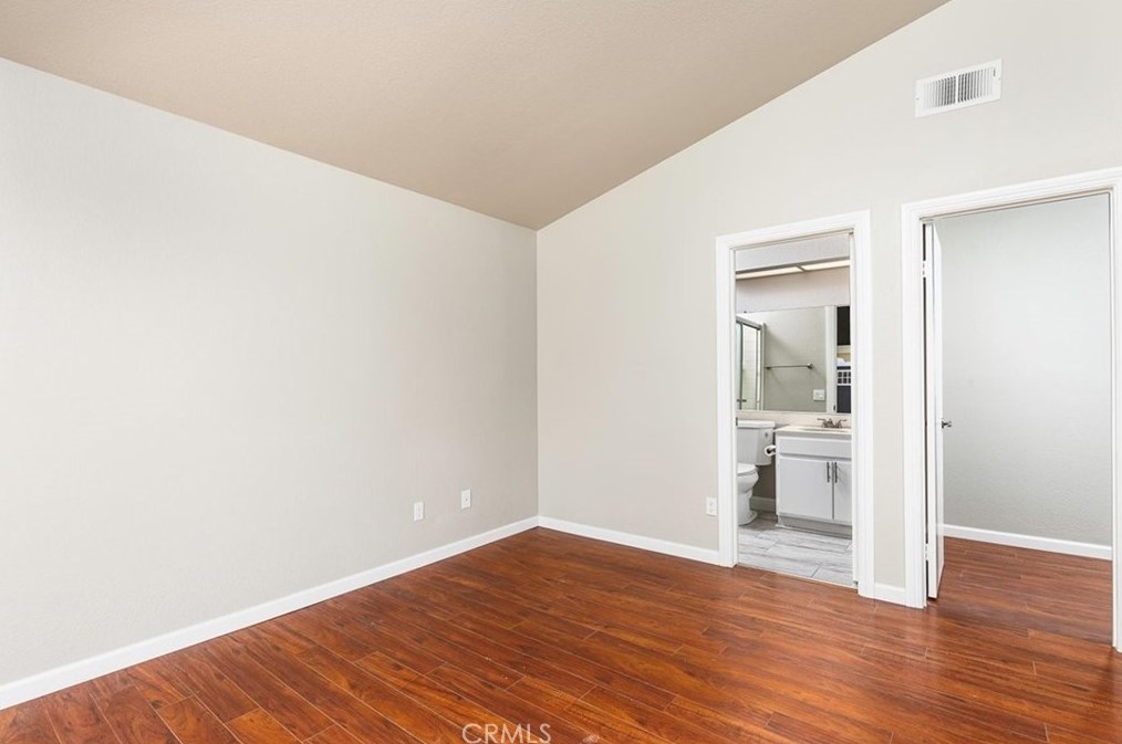23799 Via Olivia, Murrieta CA  92562-2057 exterior