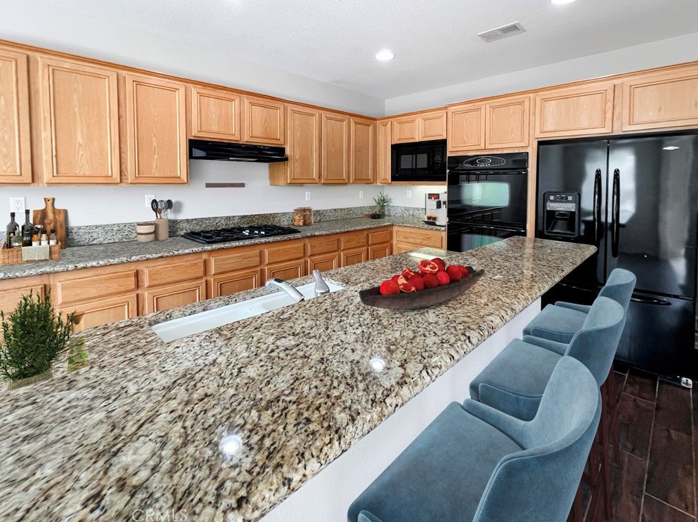 23661 William Pl, Murrieta CA  exterior