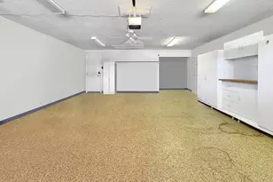 10700 Meadow Glen Way, Escondido, CA 92026 - Photo 33