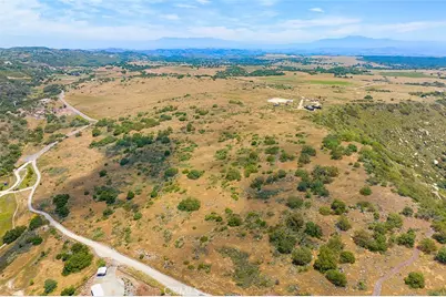 45 Calle De Mucho, Murrieta, CA 92562 - Photo 11