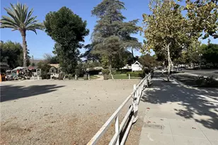 42030 C St, Murrieta, CA 92562 - Photo 5