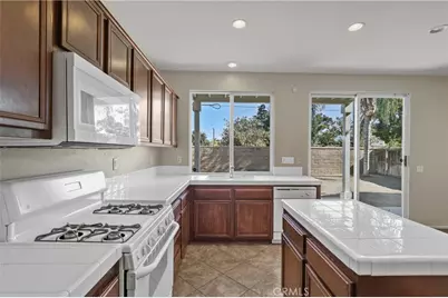 29250 Castlewood Drive, Menifee, CA 92584 - Photo 13