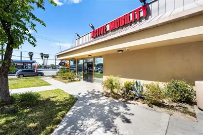 103 E Stetson Avenue, Hemet, CA 92543 - Photo 5