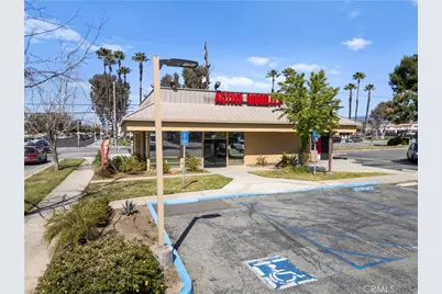 103 E Stetson Avenue, Hemet, CA 92543 - Photo 31