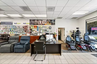 103 E Stetson Avenue, Hemet, CA 92543 - Photo 13