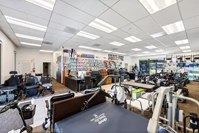 103 E Stetson Avenue, Hemet, CA 92543 - Photo 15