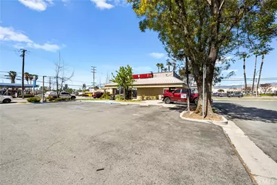 103 E Stetson Avenue, Hemet, CA 92543 - Photo 55