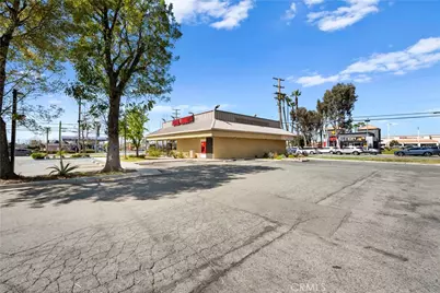 103 E Stetson Avenue, Hemet, CA 92543 - Photo 3