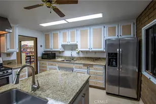 1525 W Oakland Ave, Hemet, CA 92543 - Photo 35