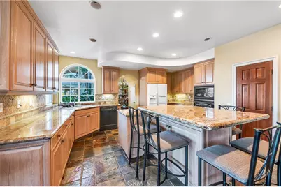 21990 Village Way, Canyon Lake, CA 92587 - Photo 23