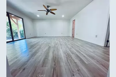 22700 Cascade Drive, Canyon Lake, CA 92587 - Photo 19