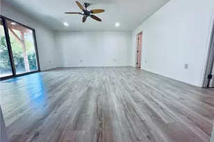 22700 Cascade Dr, Canyon Lake, CA 92587 - Photo 19