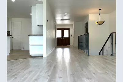 22700 Cascade Drive, Canyon Lake, CA 92587 - Photo 7