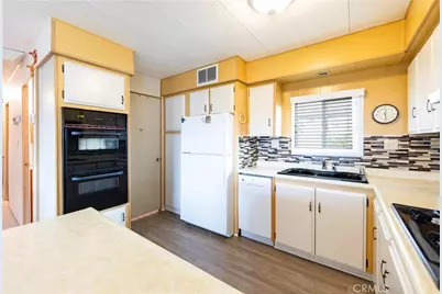 32520 San Miguelito Drive, Thousand Palms, CA 92276 - Photo 5