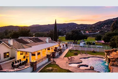 38151 Calle De Lobo, Murrieta, CA 92562 - Photo 43