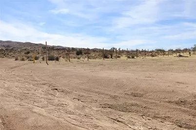 9654 N Corto Road, Apple Valley, CA 92308 - Photo 5