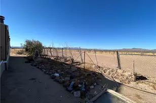 40694 Mountain View Rd, Newberry Springs, CA 92365 - Photo 21