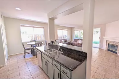 24400 Calle Estancia, Murrieta, CA 92562 - Photo 11