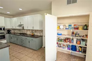 24400 Calle Estancia, Murrieta, CA 92562 - Photo 15