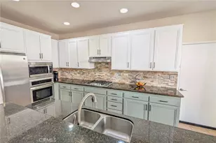 24400 Calle Estancia, Murrieta, CA 92562 - Photo 13