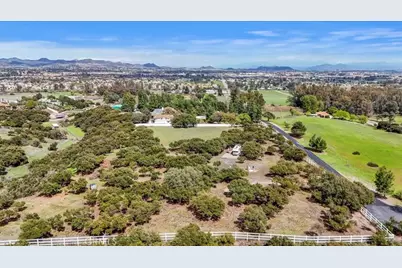 42941 Kalmia Street, Murrieta, CA 92562 - Photo 17