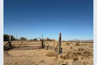 33966 Harvard Road, Newberry Springs, CA 92365 - Photo 3