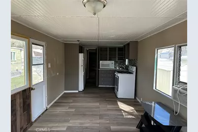 51063 29 Palms Hwy #33, Morongo Valley, CA 92256 - Photo 5