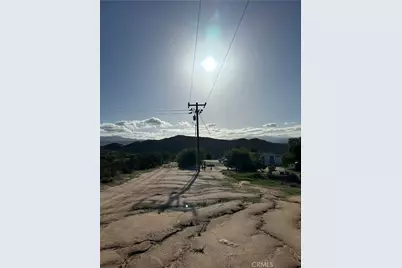 40667 Watts Road, Hemet, CA 92544 - Photo 9